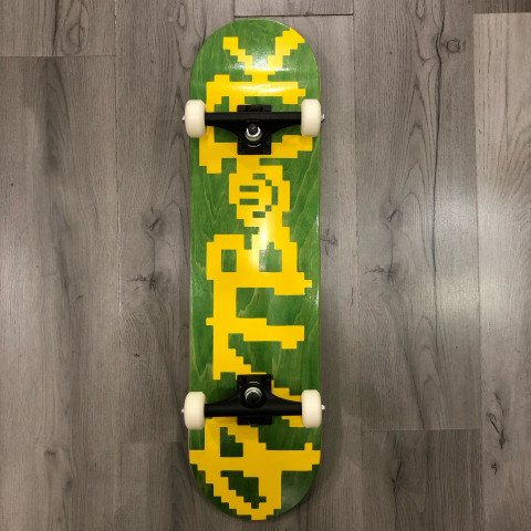 Скейтборд в сборе Footwork Logo Pixel 8.125